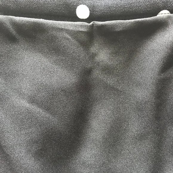 Tahari Polka Dot Pleated Skirt (NWT) - Picture 14 of 14